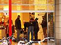 Herrenlose Einkaufstuete gesprengt Koeln Schildergasse P303